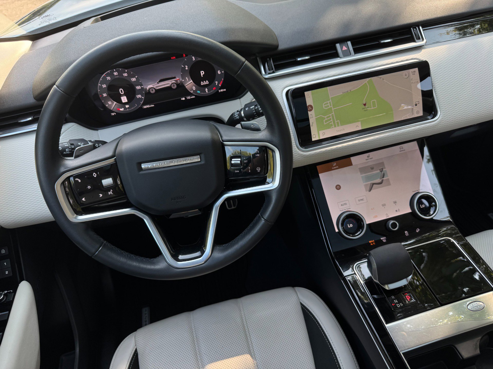 Used 2023 Land Rover Range Rover Velar R-Dynamic S image 54