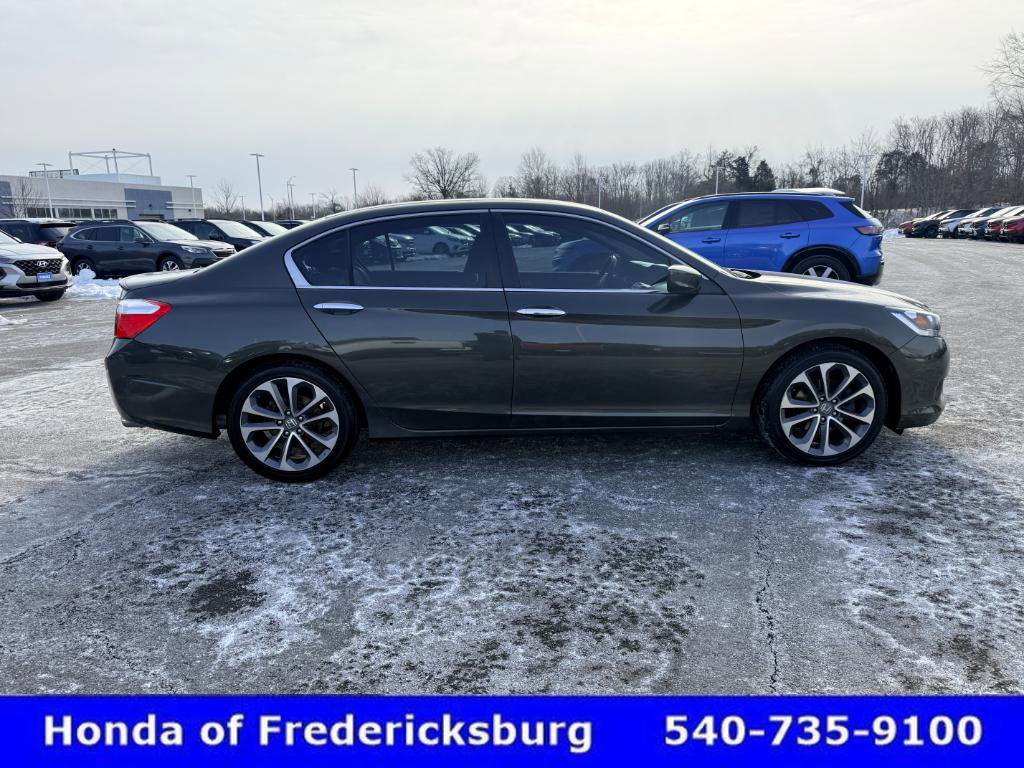 Used 2015 Honda Accord Sport image 7
