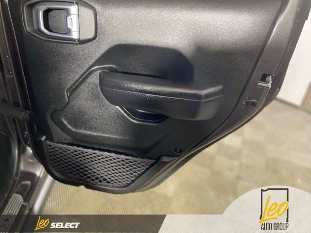 Used 2021 Jeep Wrangler Unlimited Rubicon w/ Dual Top Group image 14