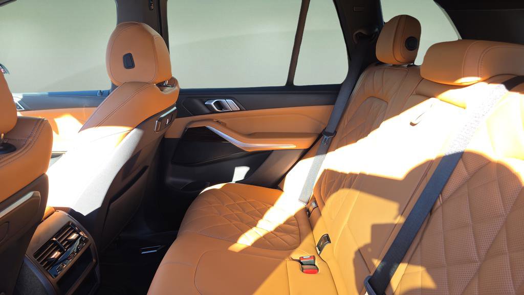 Used 2024 BMW X5 xDrive40i w/ Parking Assistance Package image 45