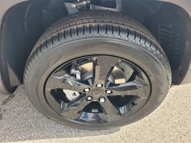 New 2025 Jeep Grand Cherokee Limited image 17