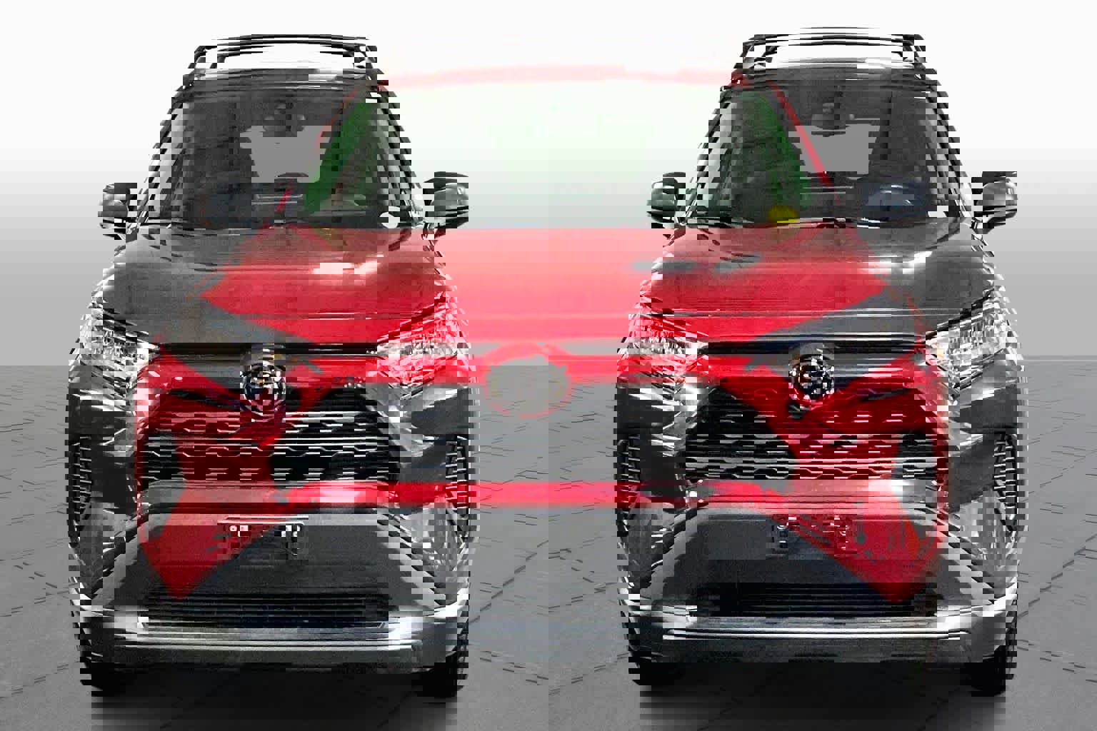 Used 2021 Toyota RAV4 LE image 4