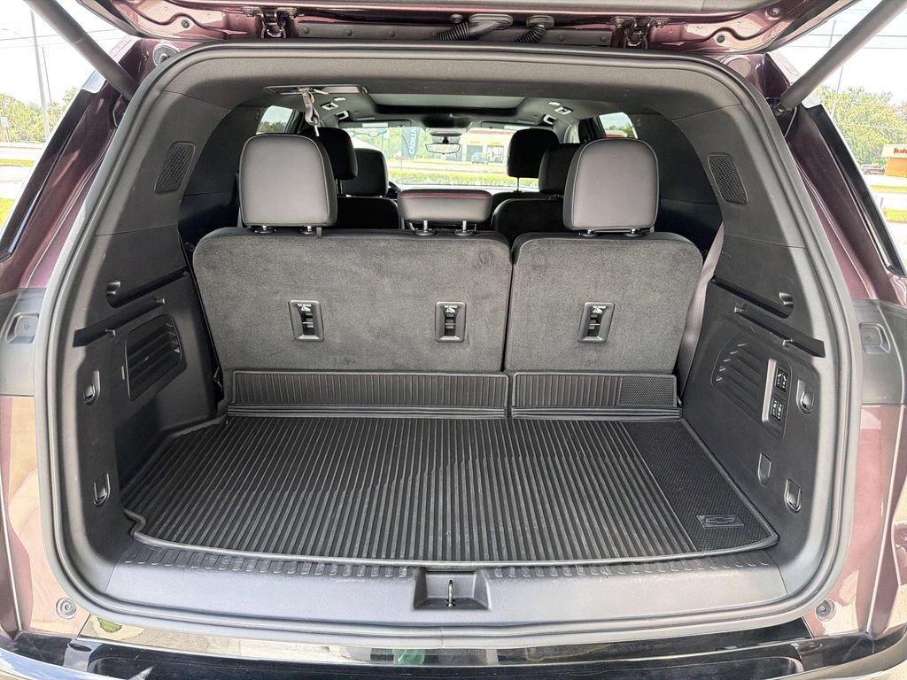 Certified 2024 Chevrolet Traverse RS FWD image 15