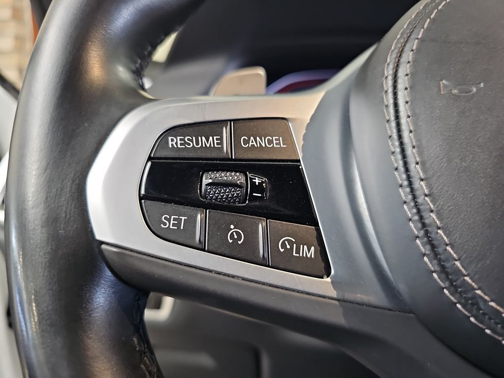 Used 2022 BMW X5 xDrive40i w/ M Sport Package AWD/4WD image 20