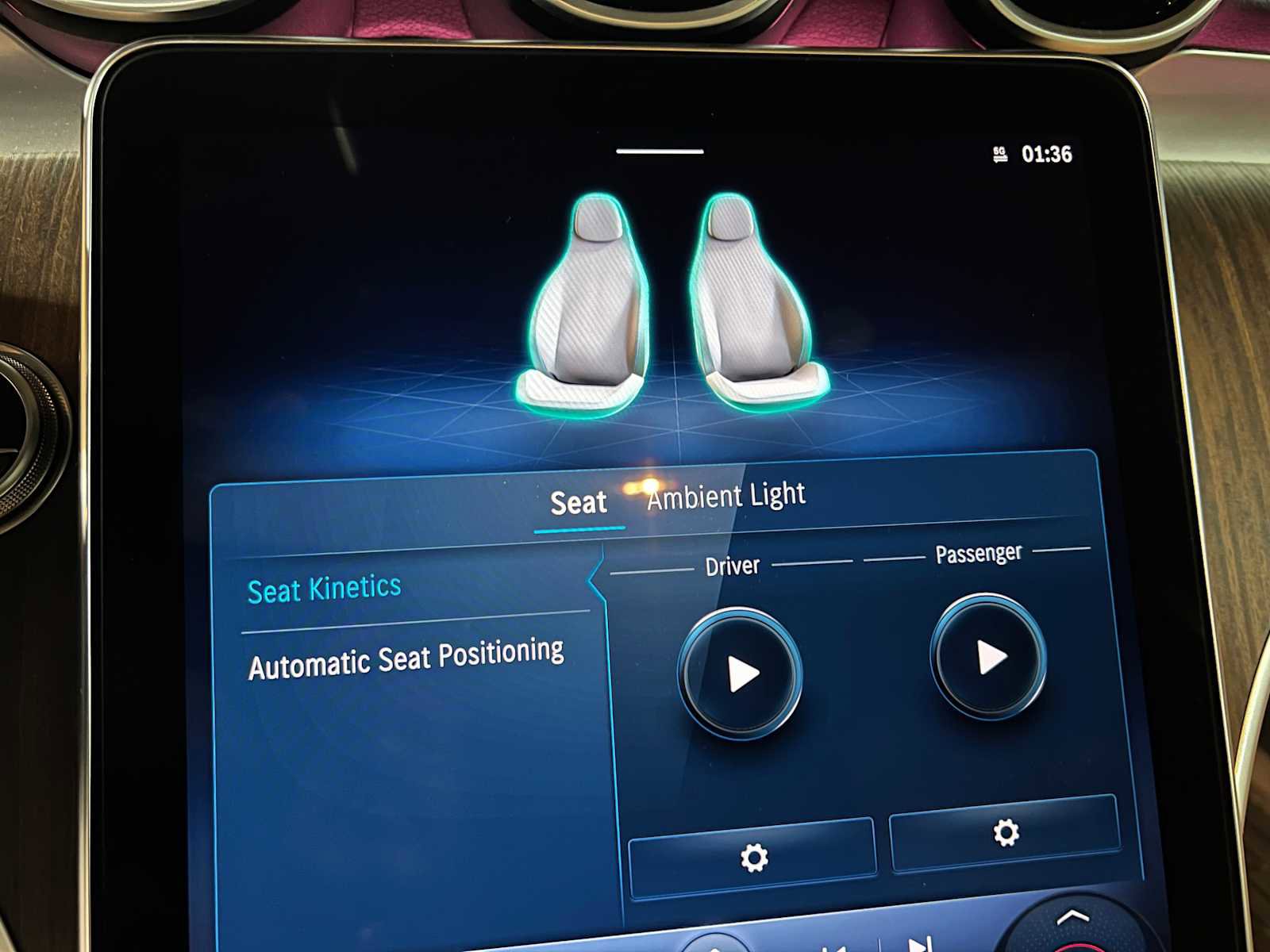 Certified 2025 Mercedes-Benz C 300 4MATIC Sedan image 33