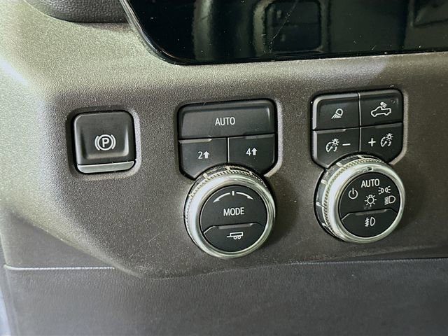 Used 2025 GMC Sierra 1500 SLT image 11