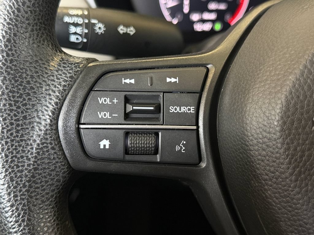 Used 2023 Honda HR-V LX image 28