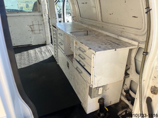 Used 2006 Ford E-350 and Econoline 350 Super Duty RWD image 27