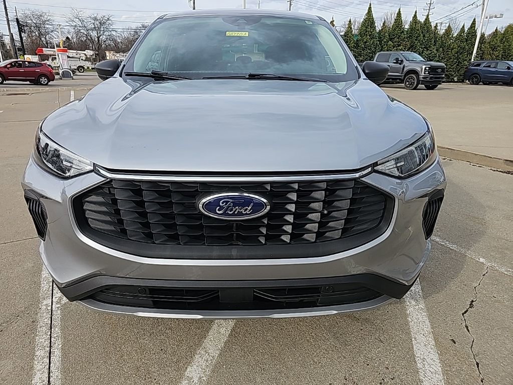 Used 2024 Ford Escape Active AWD/4WD image 7