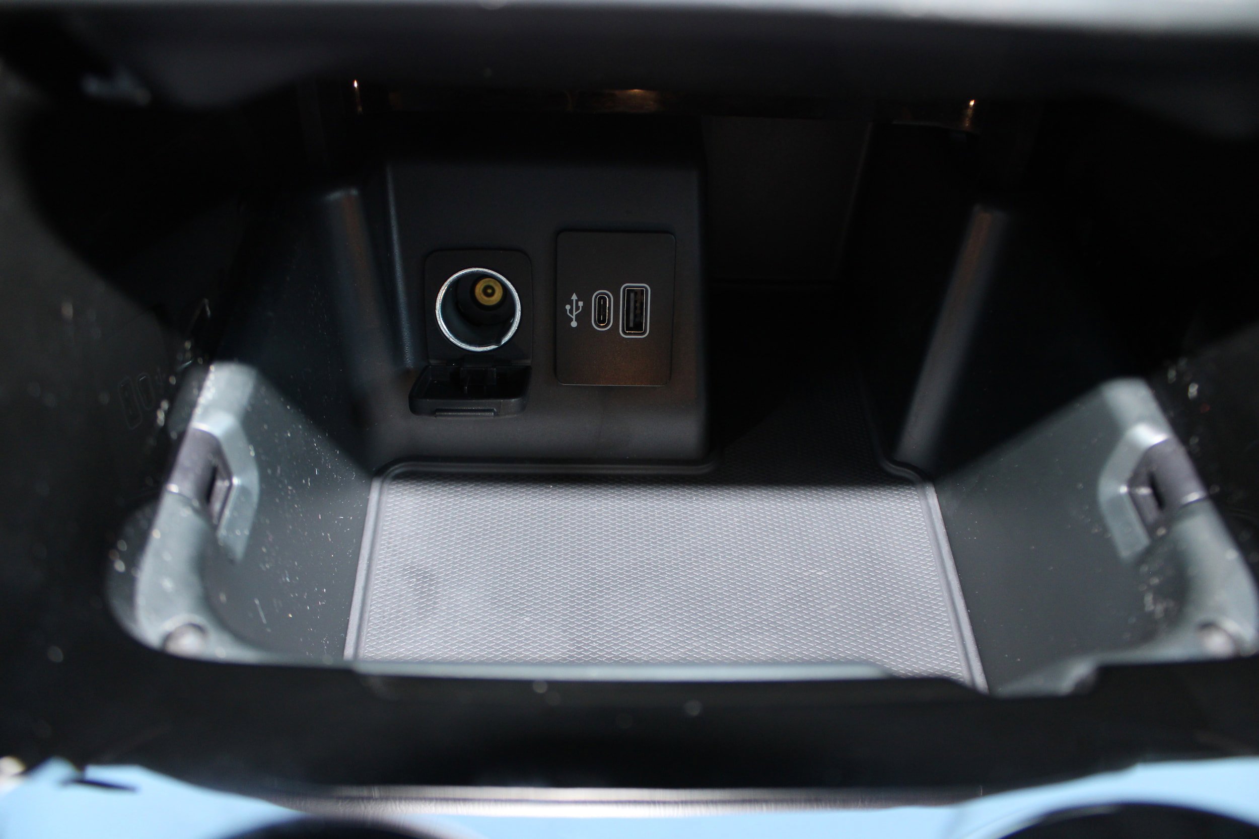 Used 2025 Ford Explorer Platinum AWD/4WD image 29