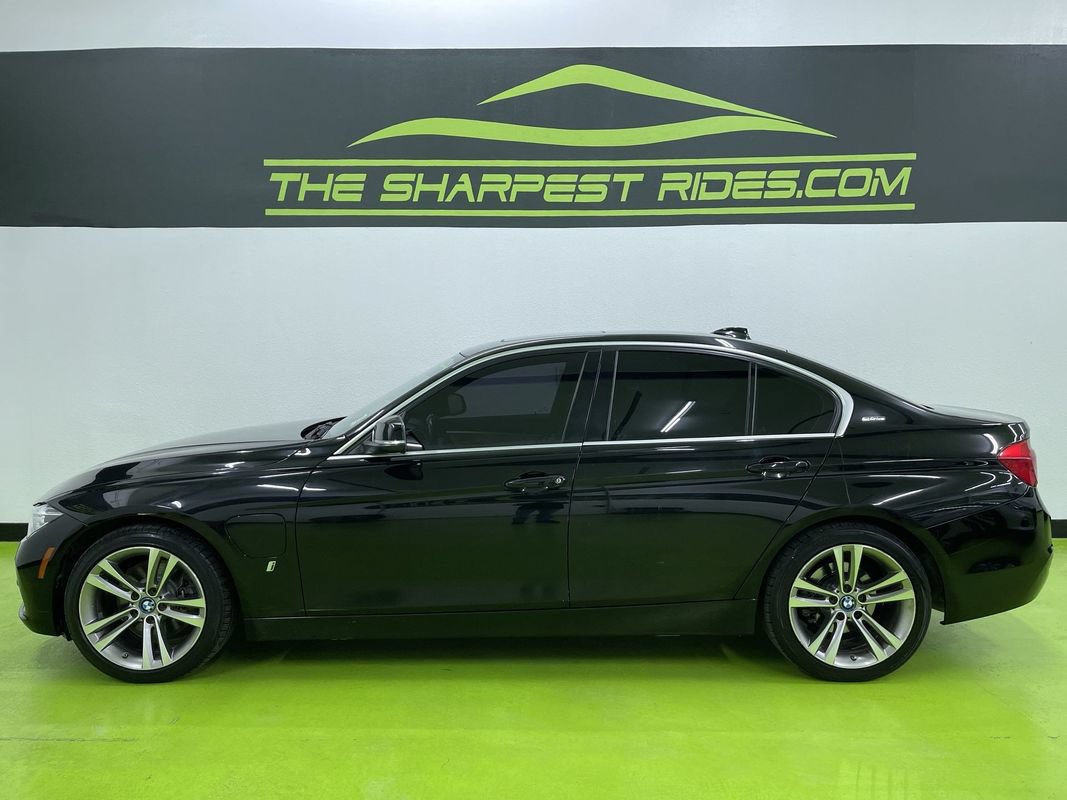 Used 2018 BMW 330e w/ Convenience Package RWD image 6