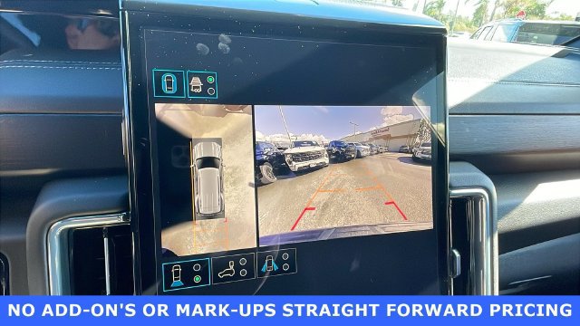 Used 2025 GMC Yukon Denali RWD image 20