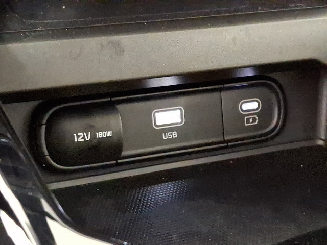 Used 2023 Kia Soul EX FWD image 25