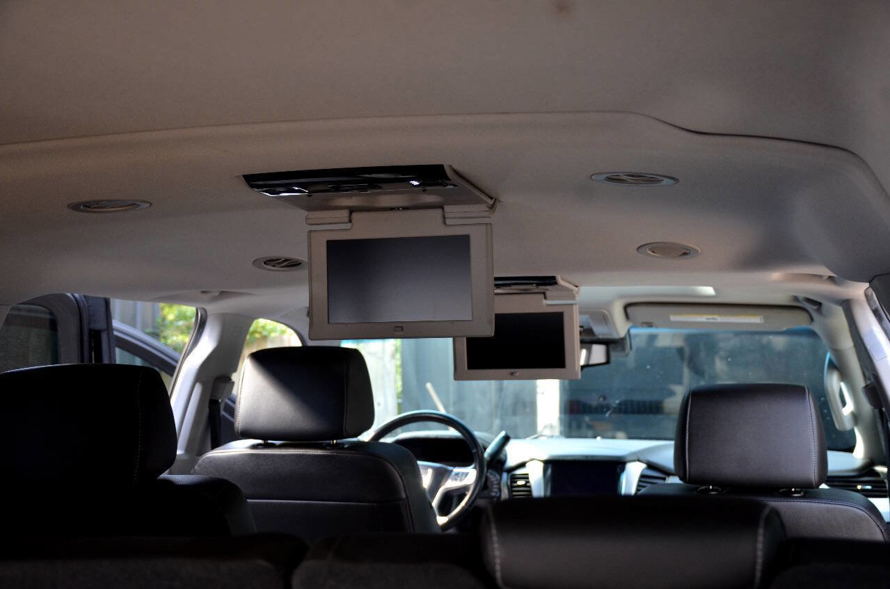 Used 2017 GMC Yukon XL SLT w/ Open Road Package image 15