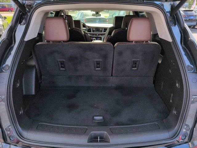 Used 2018 Buick Enclave Avenir w/ Trailering Package FWD image 13