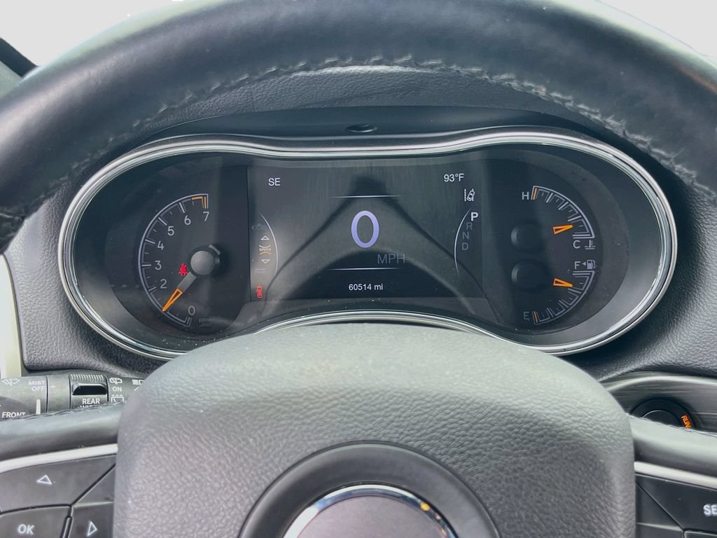 Used 2021 Jeep Grand Cherokee Laredo X RWD image 12