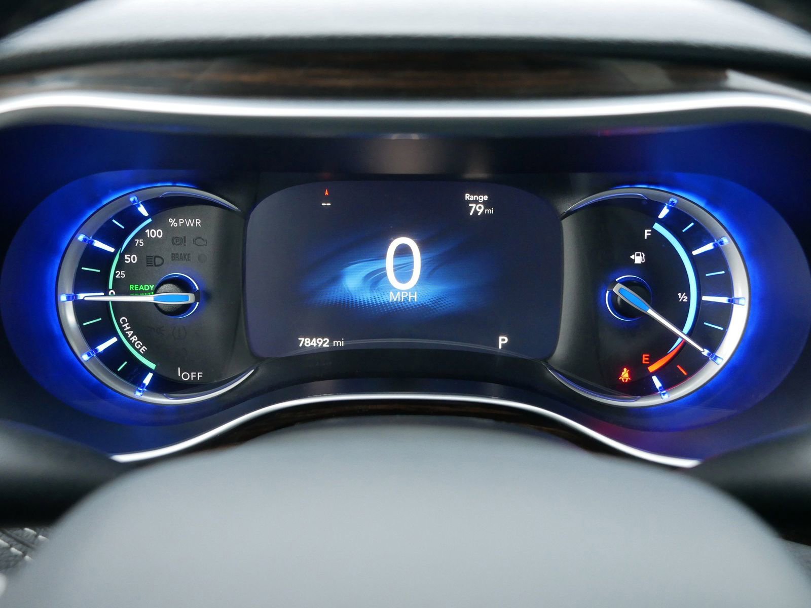 Used 2023 Chrysler Pacifica Limited image 24