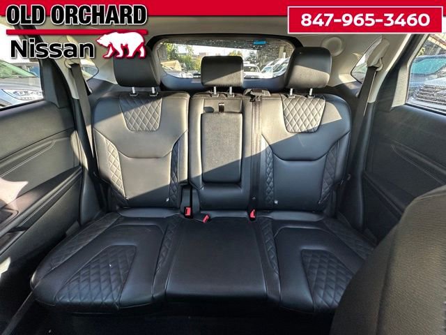 Used 2024 Ford Edge Titanium image 11
