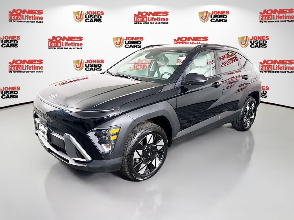 Certified 2025 Hyundai Kona SEL AWD/4WD image 13