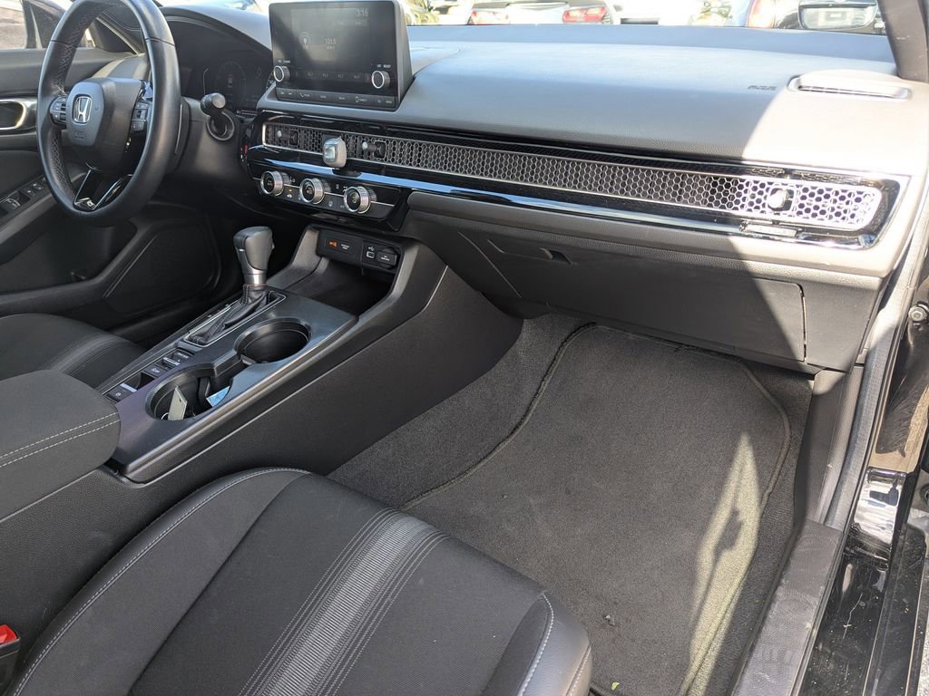 Used 2024 Honda Civic Sport image 9