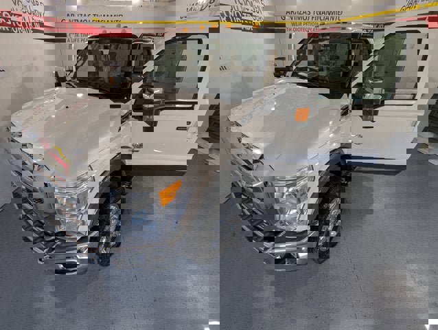 Used 2016 Ford F250 Lariat w/ Chrome Package image 11