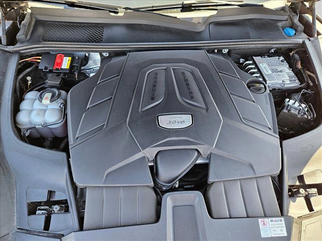 Used 2020 Porsche Cayenne AWD/4WD image 21