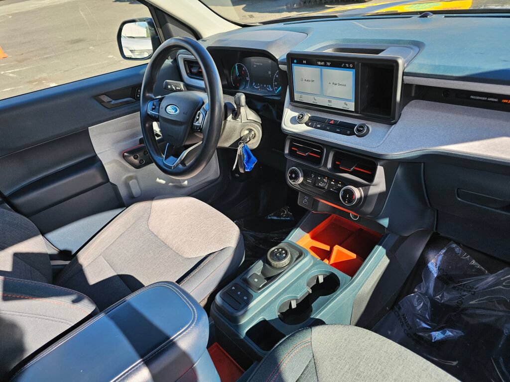 Used 2024 Ford Maverick XLT FWD image 11