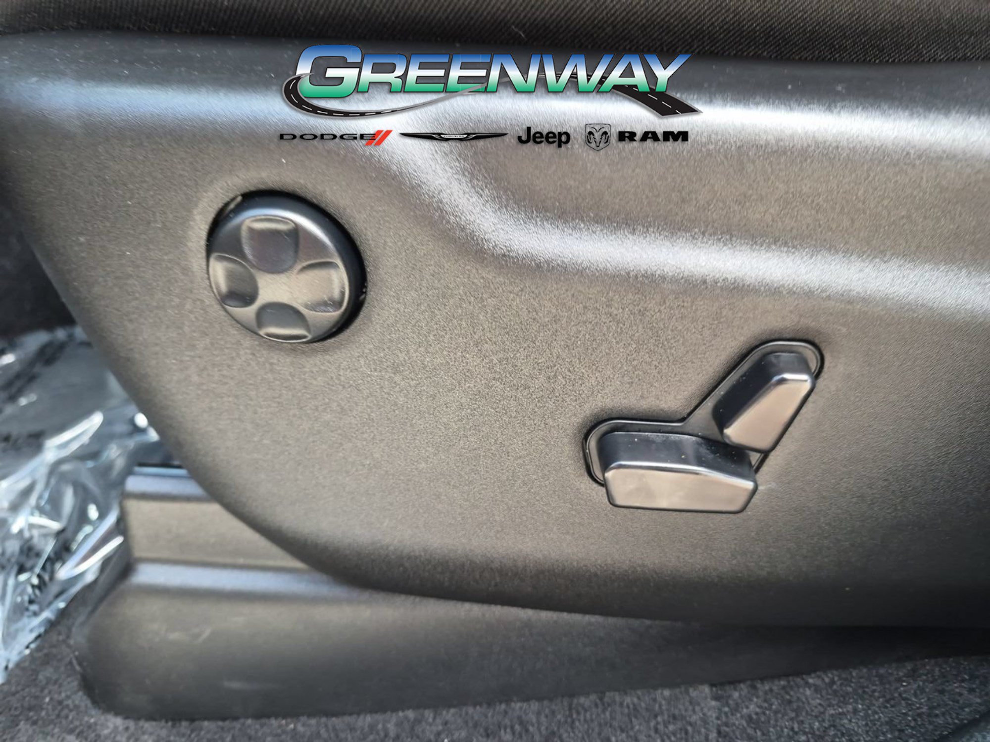 Used 2023 Dodge Durango GT RWD image 16