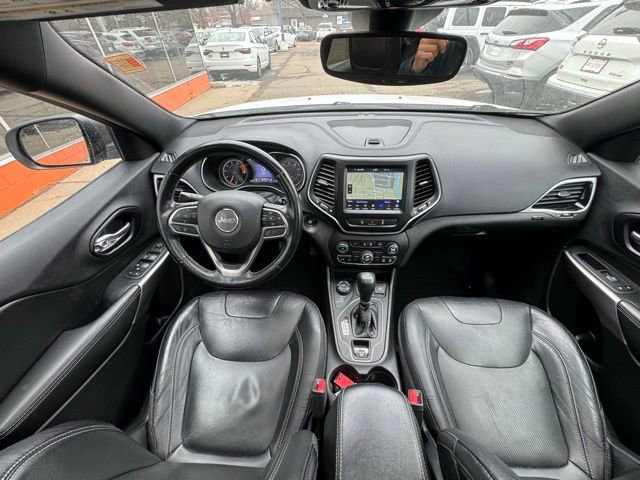 Used 2021 Jeep Cherokee Latitude image 16