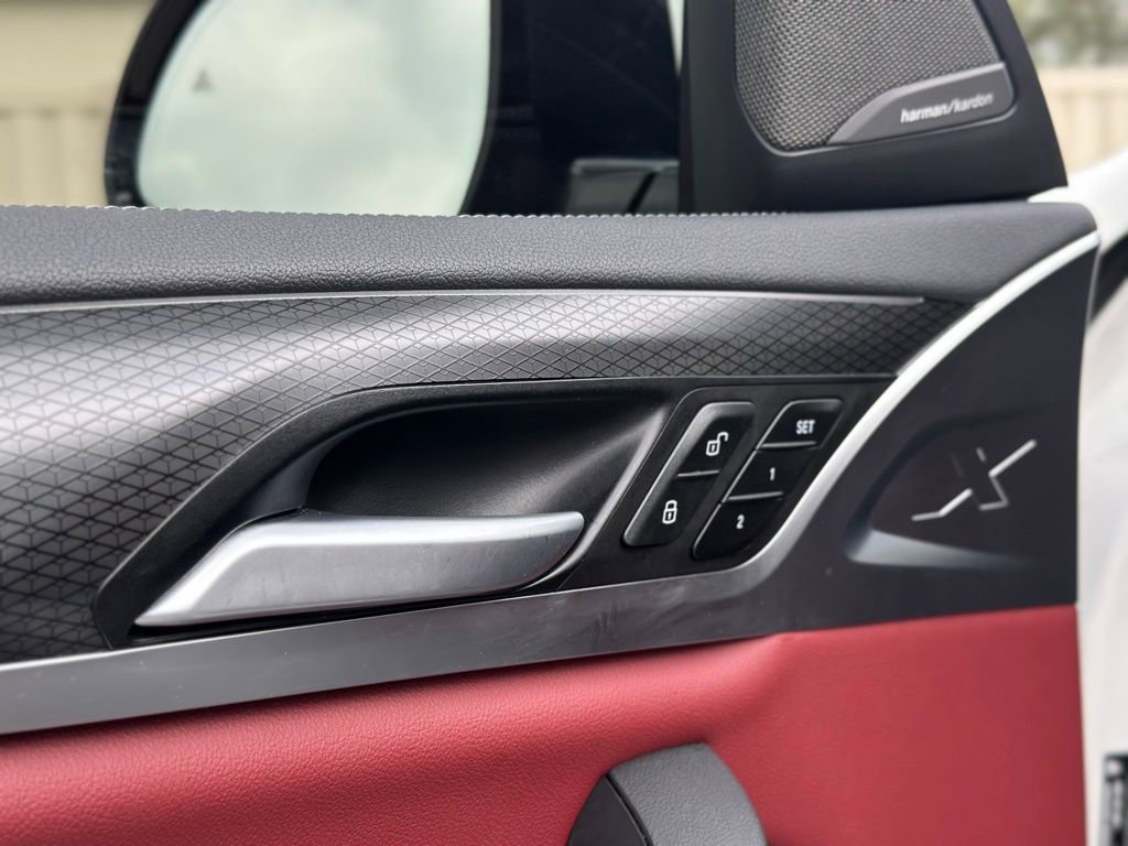 Used 2023 BMW X4 xDrive30i w/ M Sport Package image 18