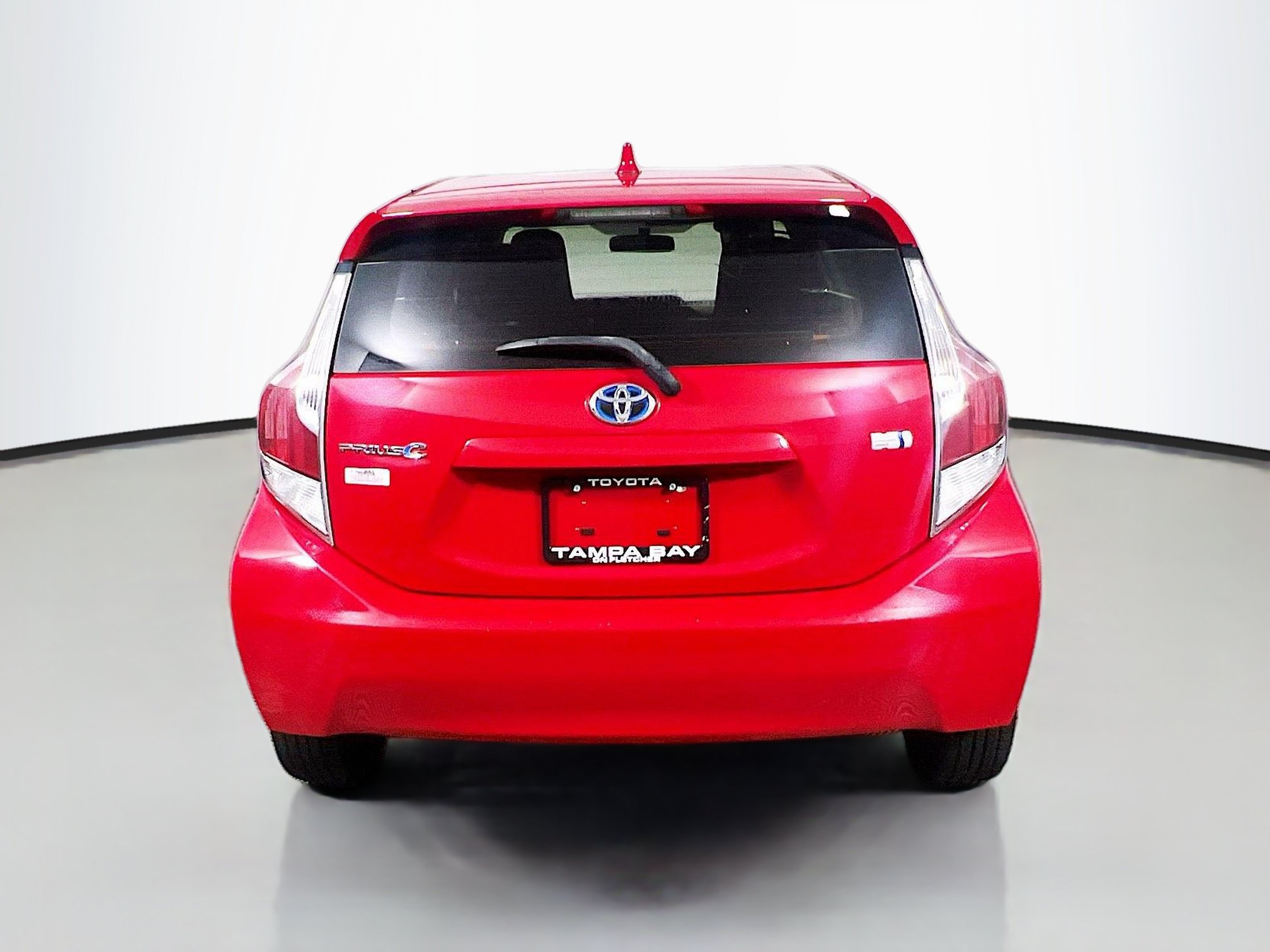 Used 2015 Toyota Prius C One FWD image 6