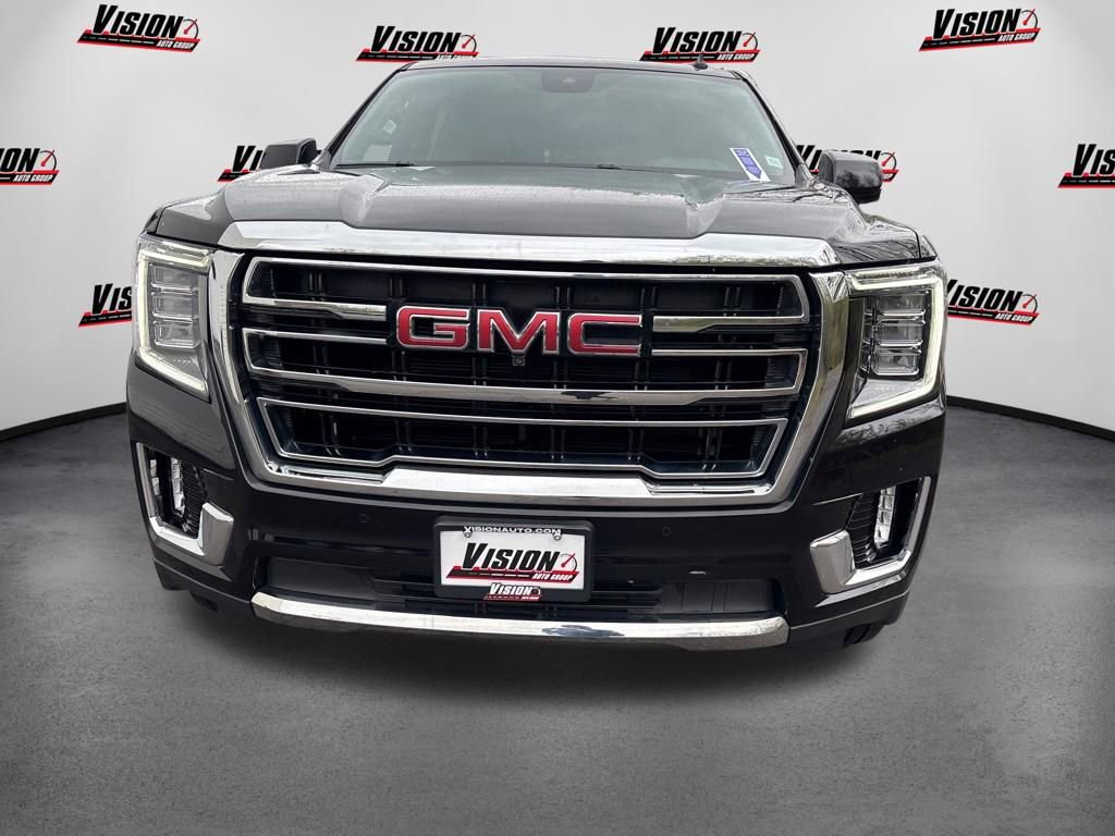 Used 2023 GMC Yukon XL SLT w/ SLT Luxury Package AWD/4WD image 2