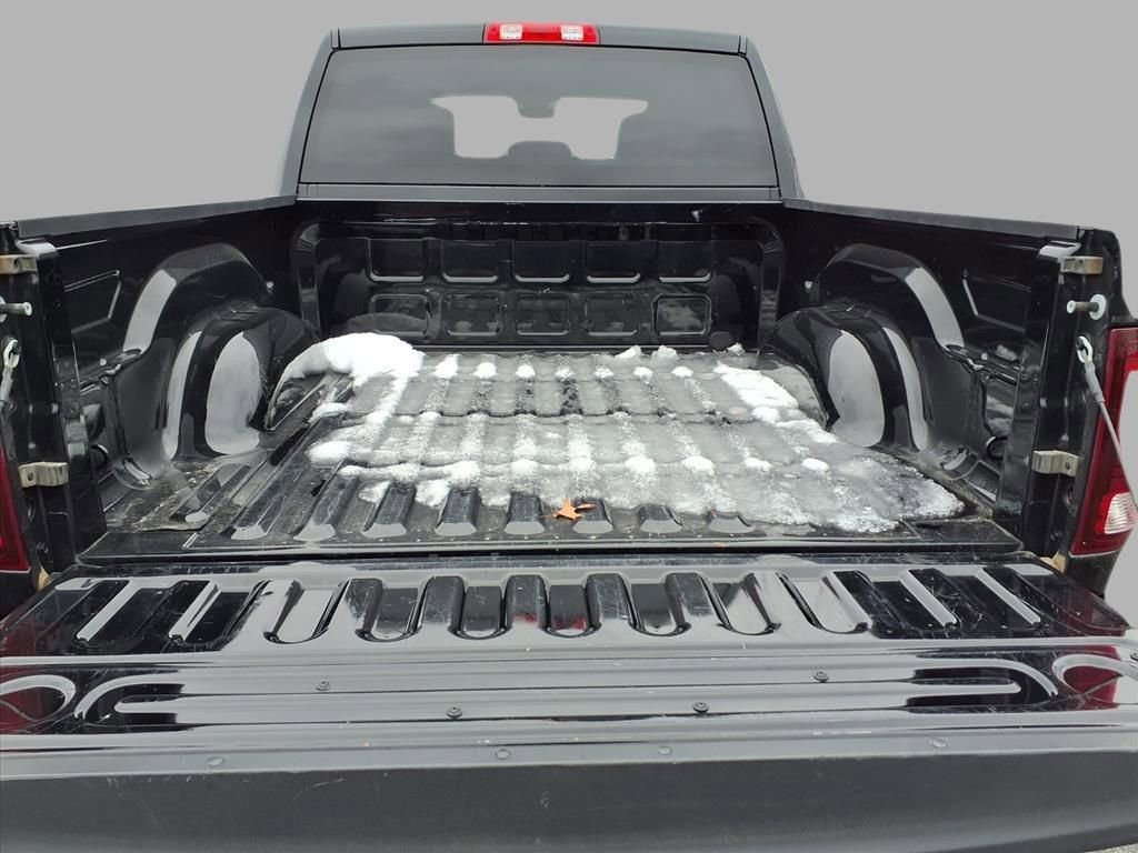 Used 2024 RAM 1500 Classic Warlock image 24