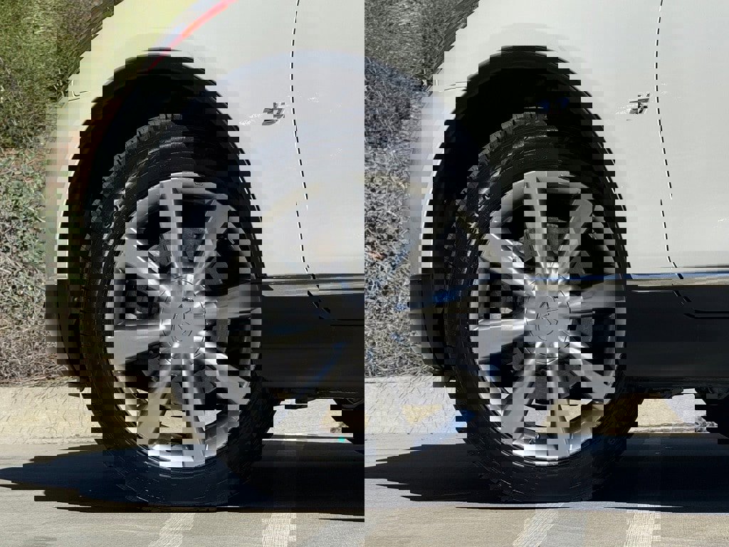 Used 2015 INFINITI QX50 Journey w/ Premium Package image 8