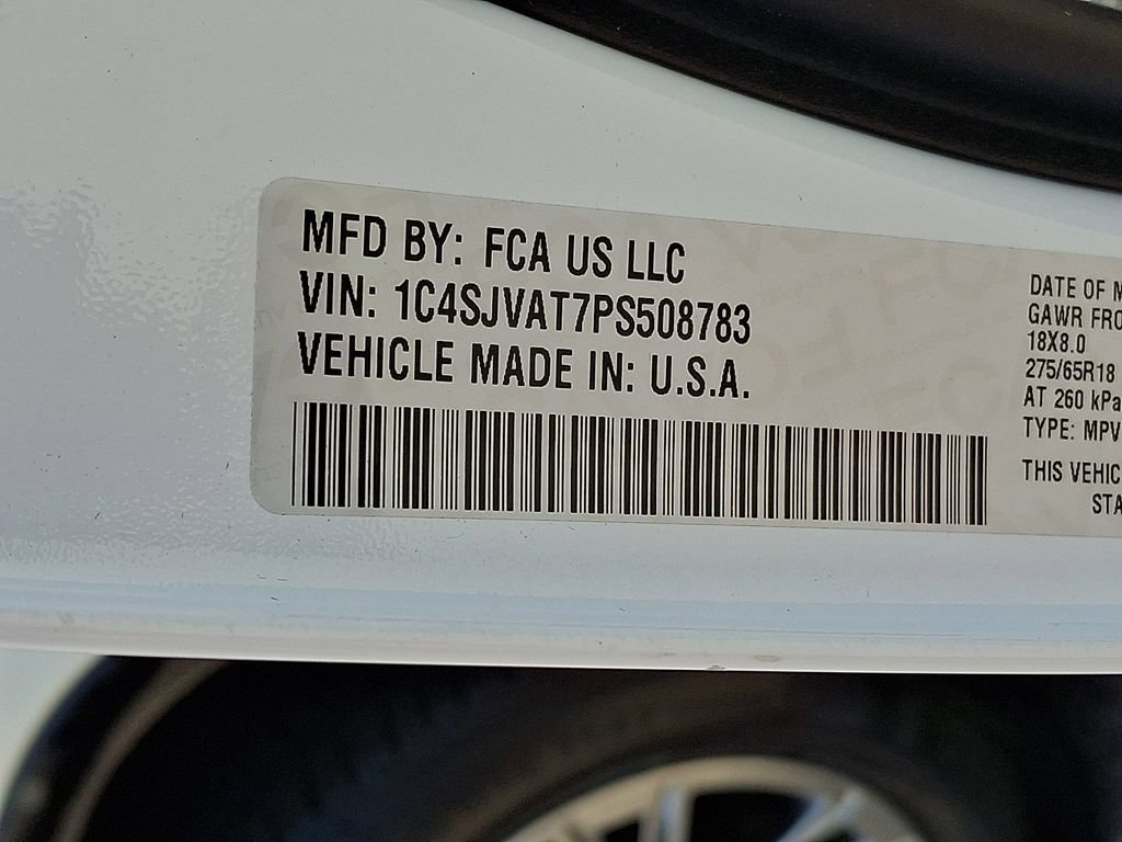 Certified 2023 Jeep Wagoneer 4WD image 25
