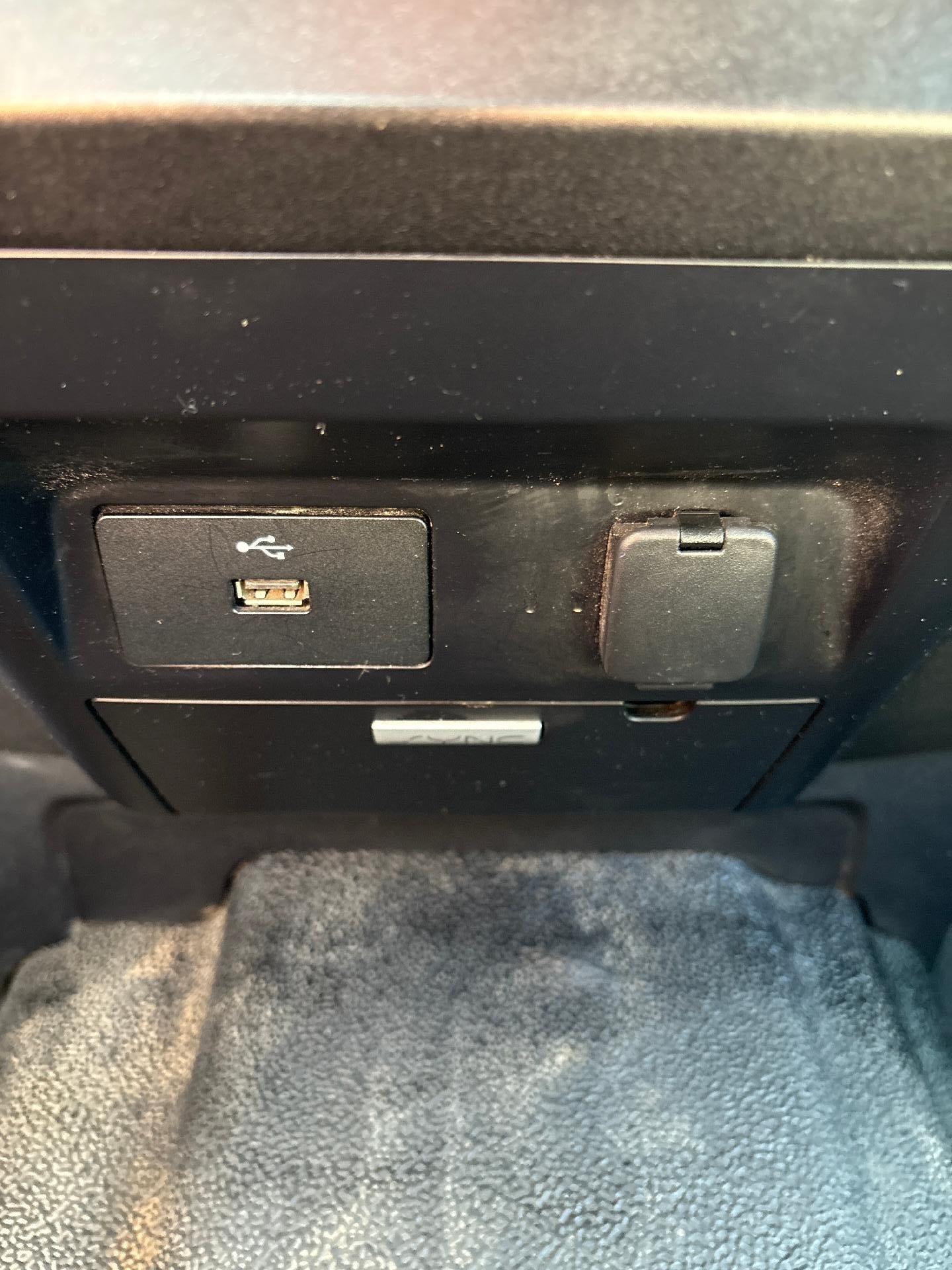 Used 2017 Ford F350 XL w/ Power Equipment Group AWD/4WD image 18