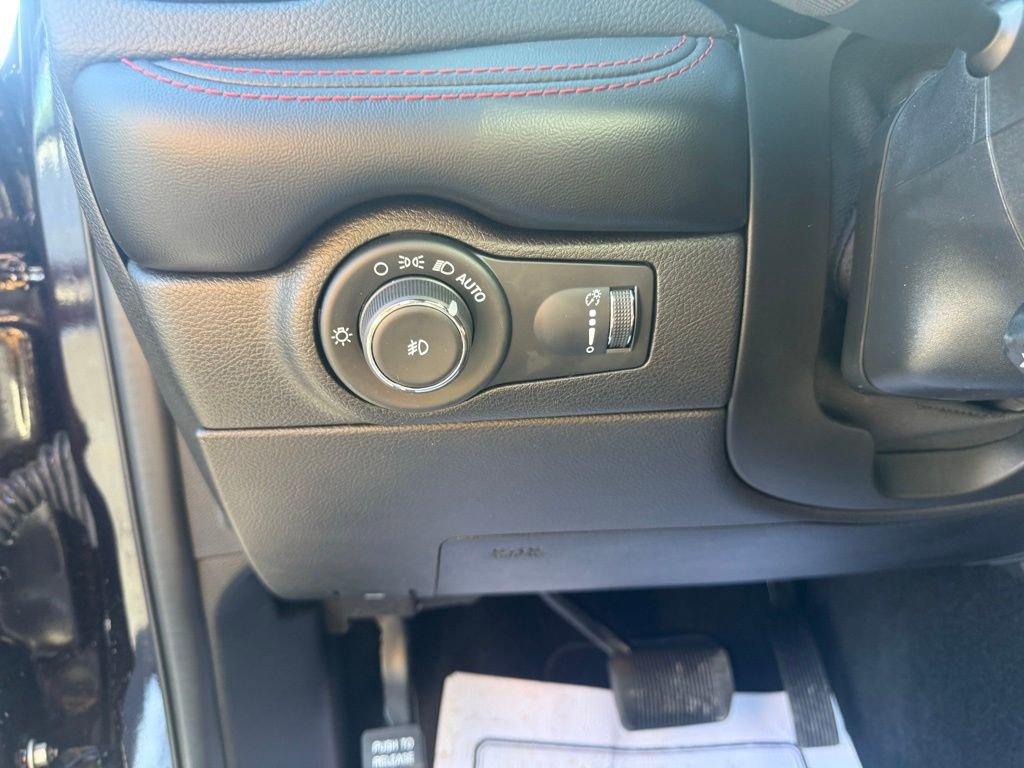 Used 2023 Dodge Durango R/T image 13