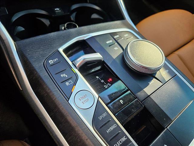 Used 2023 BMW 330e w/ Driving Assistance Package image 14