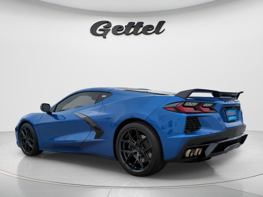 Used 2023 Chevrolet Corvette Stingray Preferred Cpe w/ Z51 Performance Package image 3