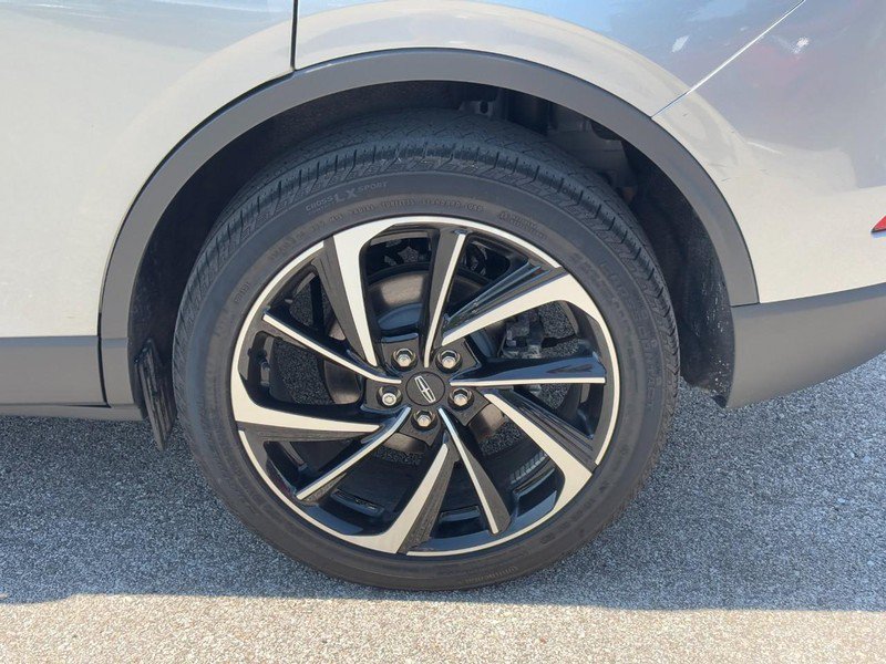 Certified 2023 Lincoln Corsair Reserve w/ Equipment Group 201A AWD/4WD image 10