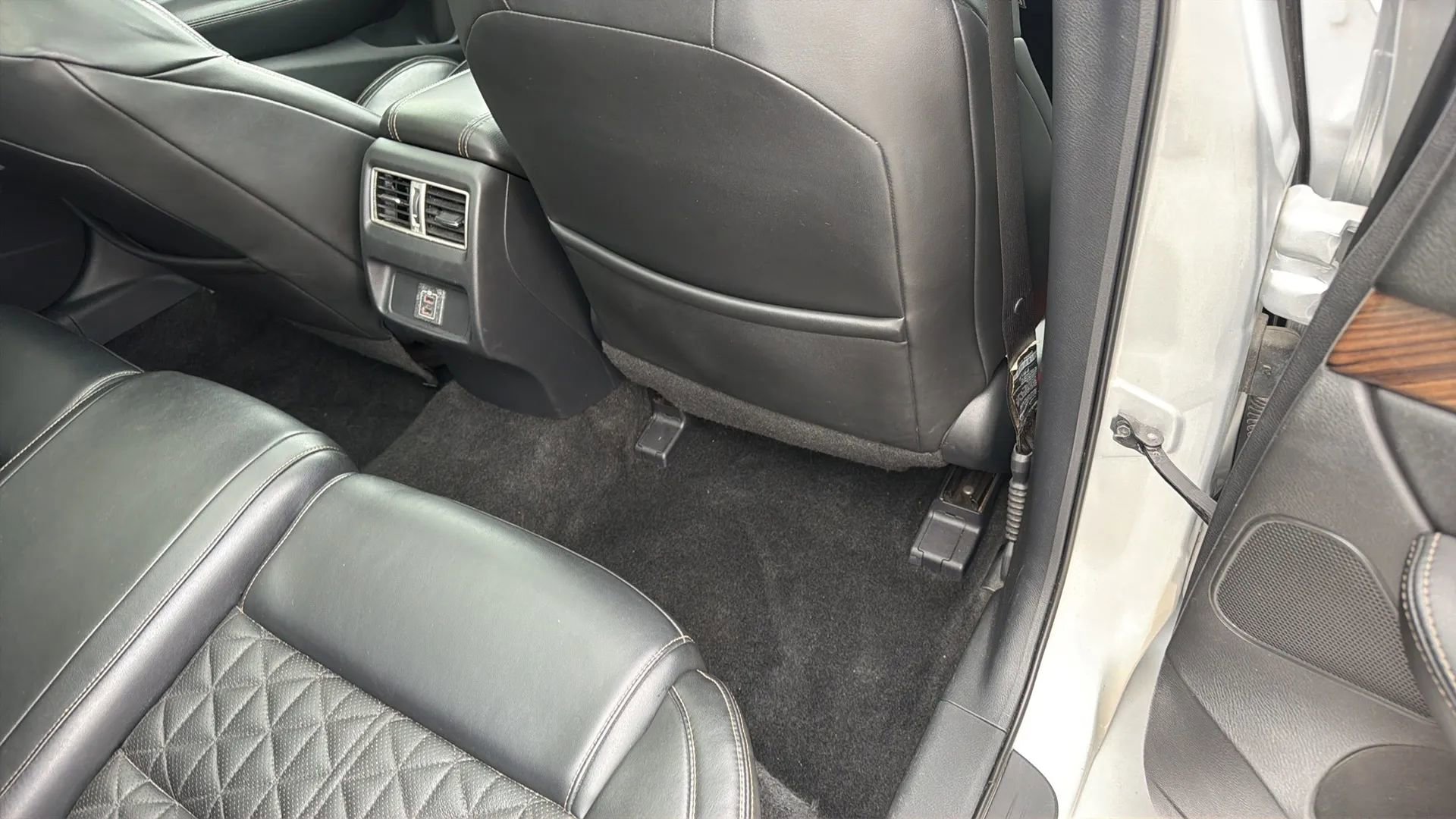 Used 2018 Nissan Maxima Platinum image 37