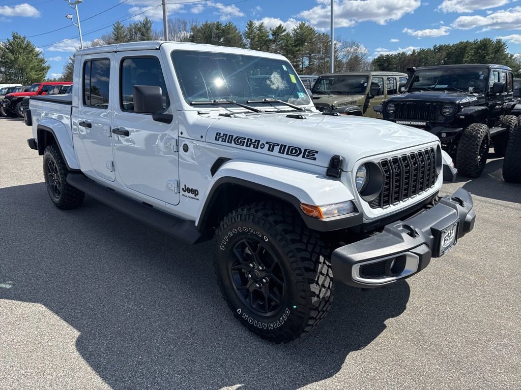 Used 2025 Jeep Gladiator Sport AWD/4WD image 7
