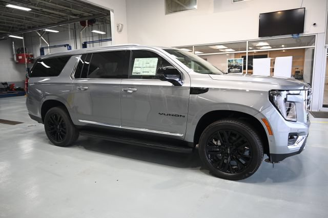 New 2026 GMC Yukon XL Elevation w/ Elevation Premium Package AWD/4WD image 4