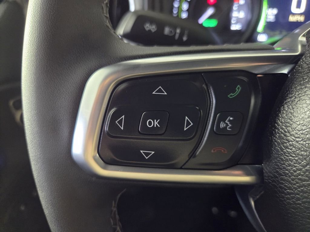 Certified 2025 Jeep Wrangler Sahara w/ Safety Group image 20