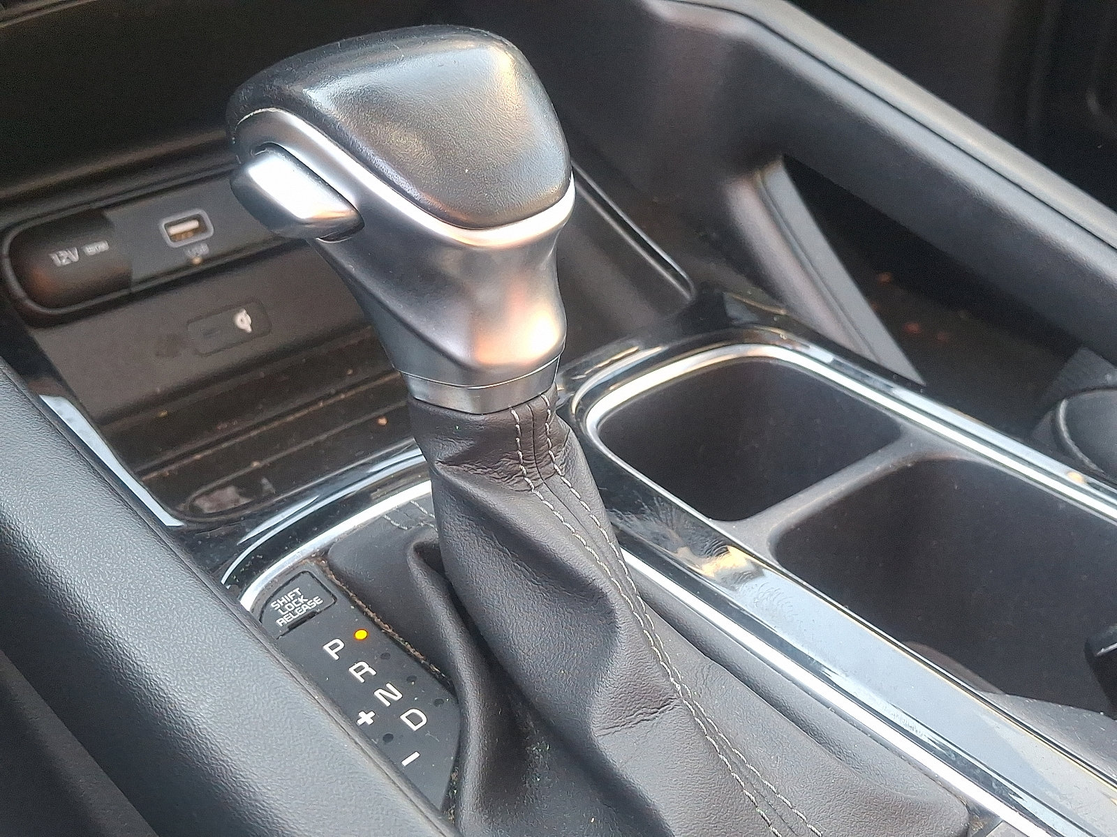 Certified 2022 Kia Telluride S image 15