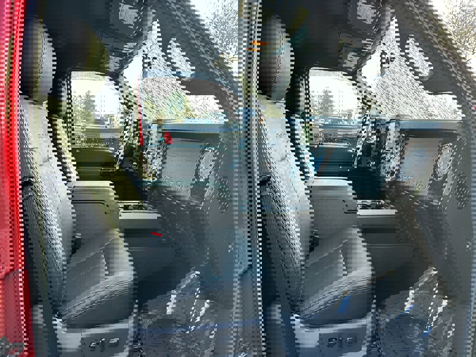 Used 2016 Ford F450 Platinum image 6