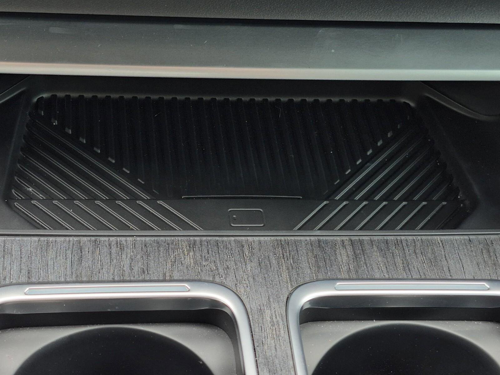 Certified 2024 BMW 740i RWD image 35