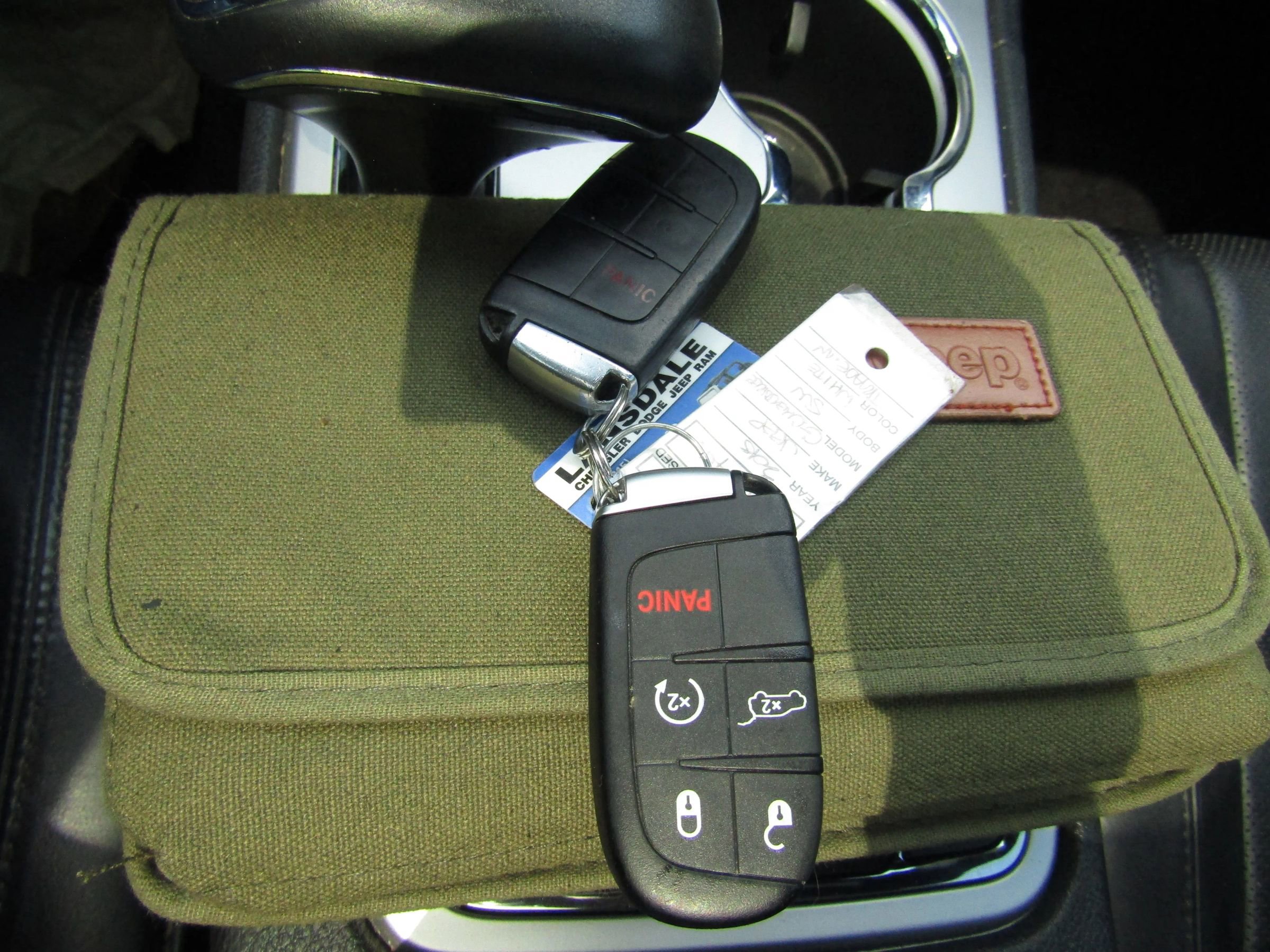 Used 2015 Jeep Grand Cherokee High Altitude image 30