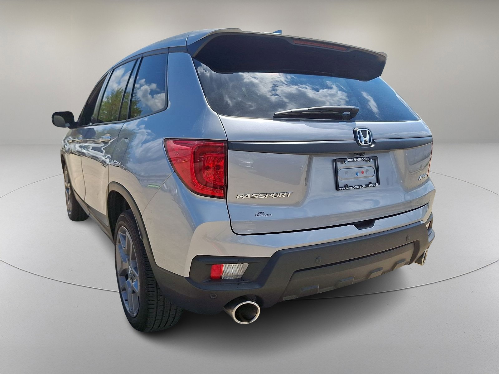 Used 2023 Honda Passport EX-L image 8