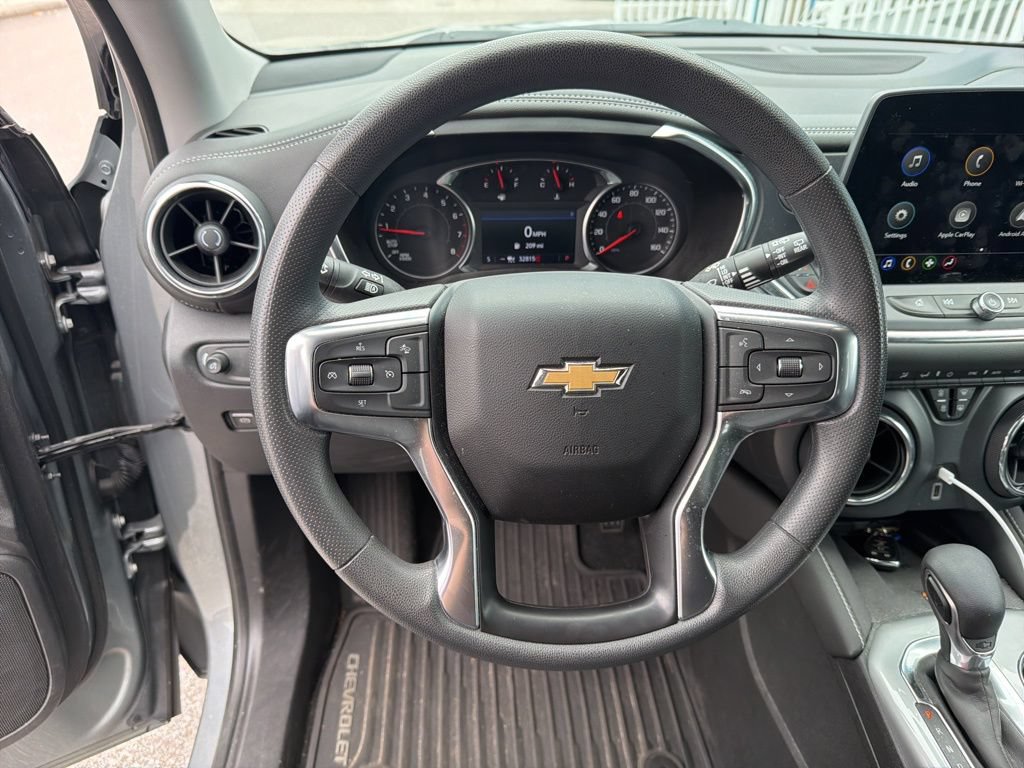Used 2023 Chevrolet Blazer LT w/ Convenience Package FWD image 16